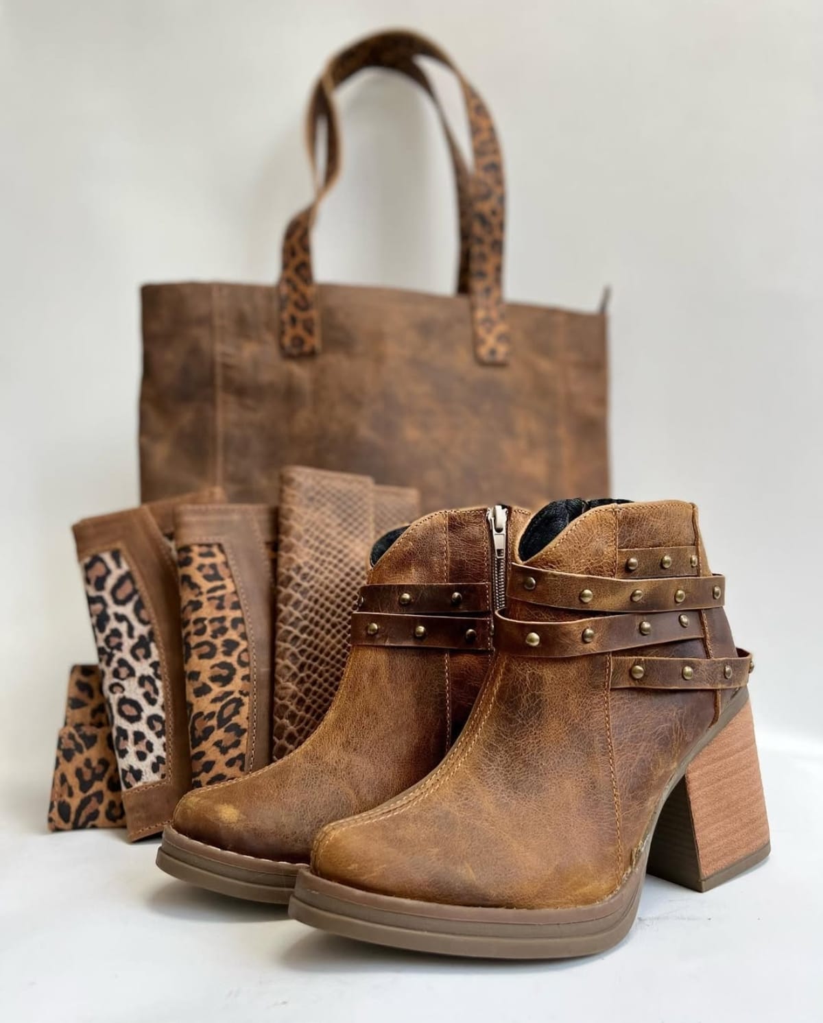 Pack trio cartera, botines y billetera