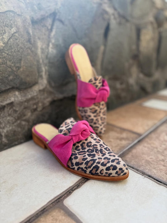 Fierce fucsia print