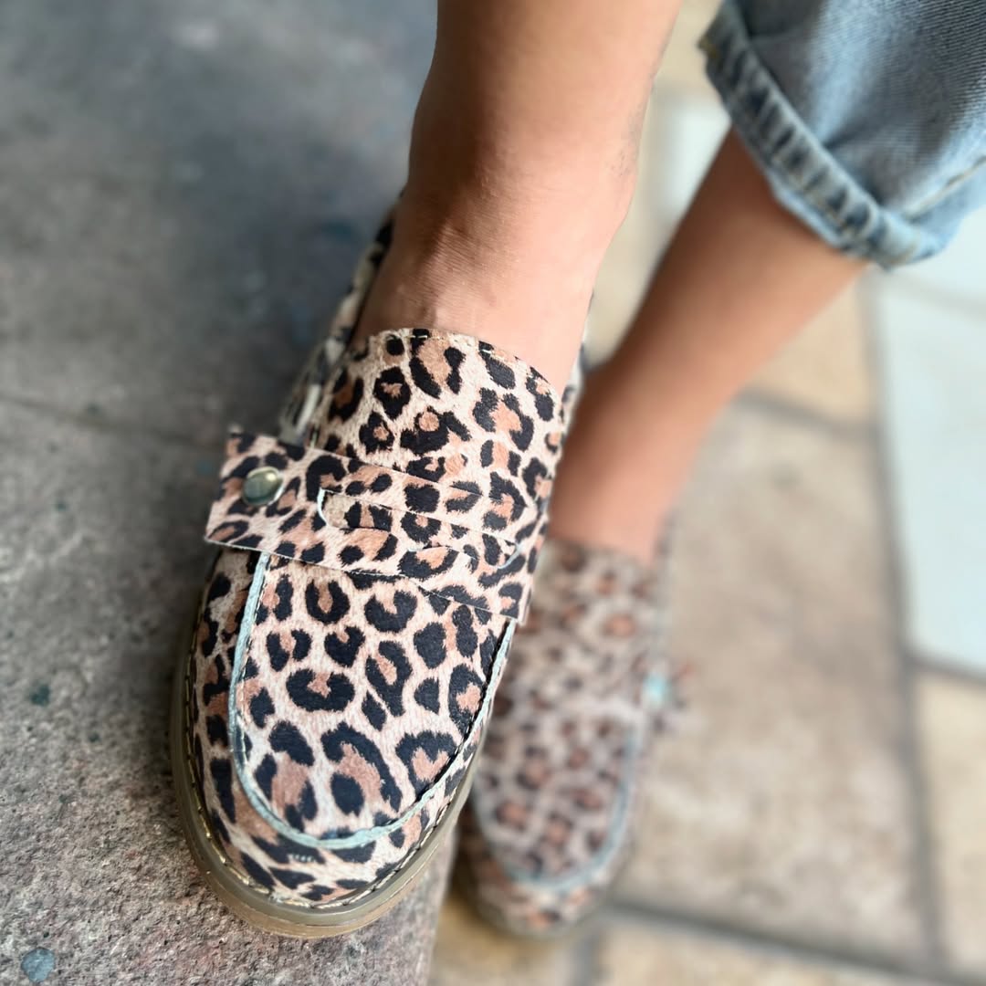 Mocasín bajo cuero Aura