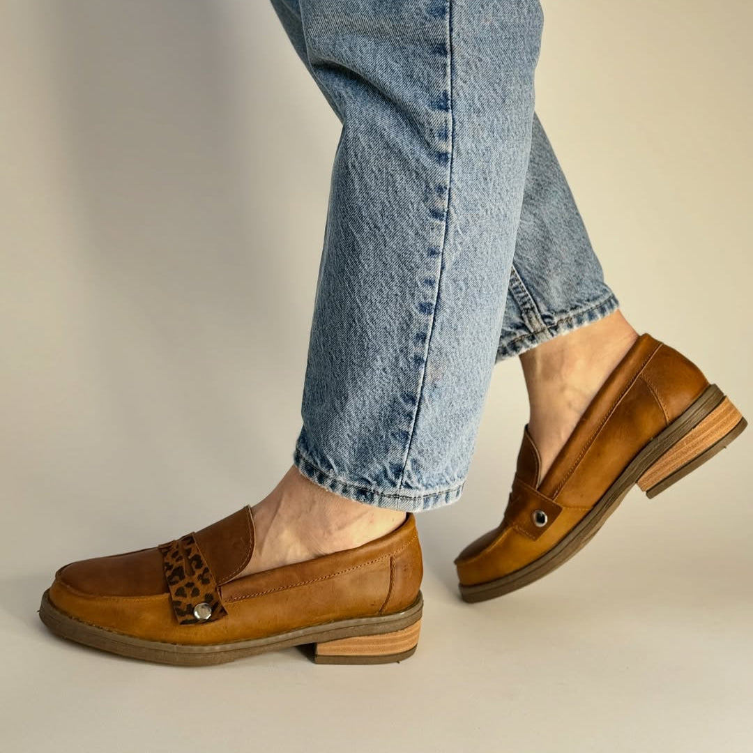 Mocasín bajo cuero Aura