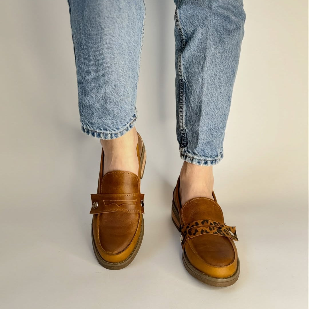 Mocasín bajo cuero Aura