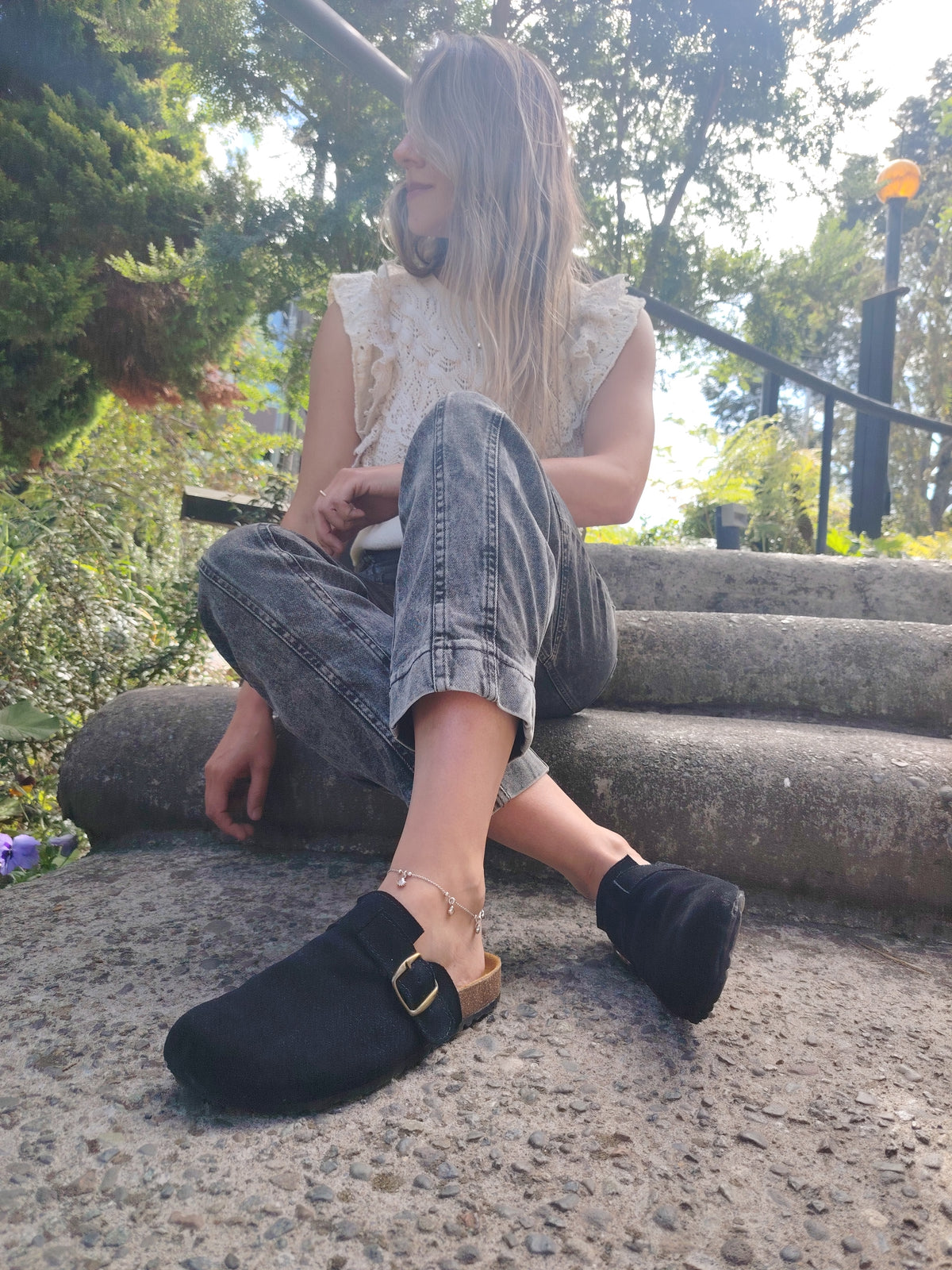 Zuecos de Cuero Ren Clogs