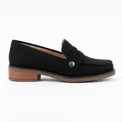 Mocasín bajo de cuero para mujer modelo  Aura color negro La Encuerá